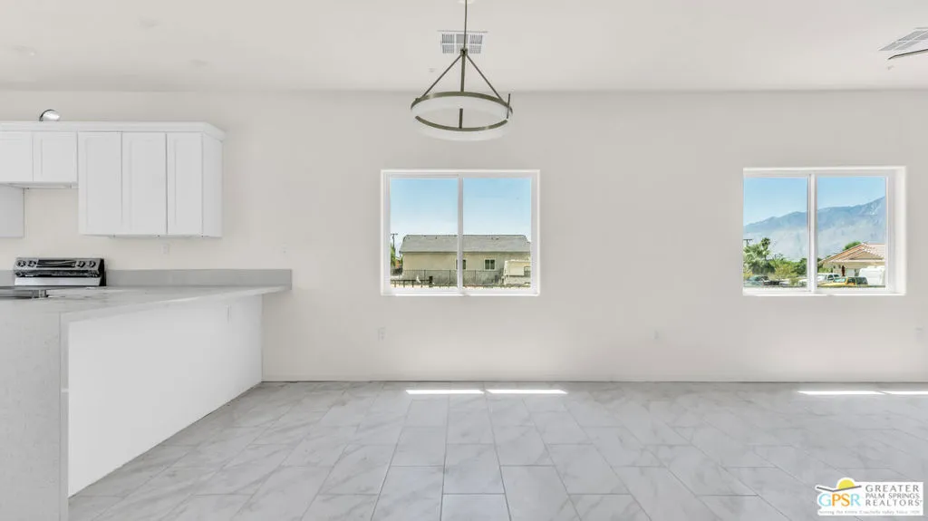 16288 Avenida Rambla, Desert Hot Springs, California 92240 home-pic-7