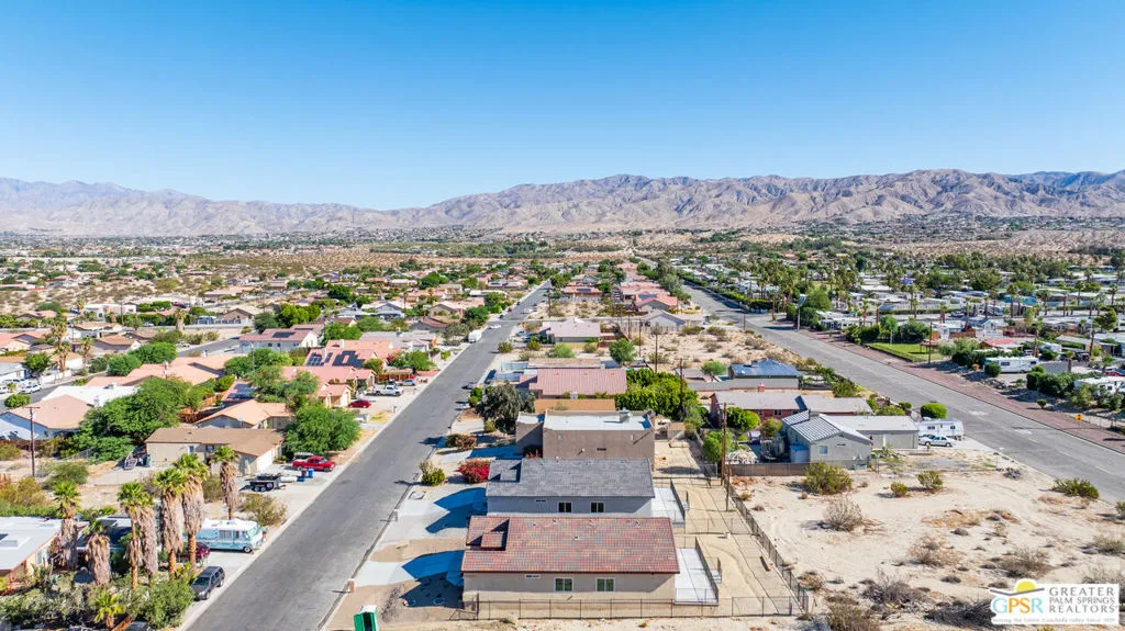 16288 Avenida Rambla, Desert Hot Springs, California 92240 home-pic-44