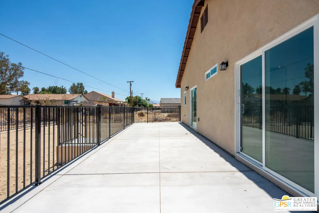 16288 Avenida Rambla, Desert Hot Springs, California 92240 home-pic-37