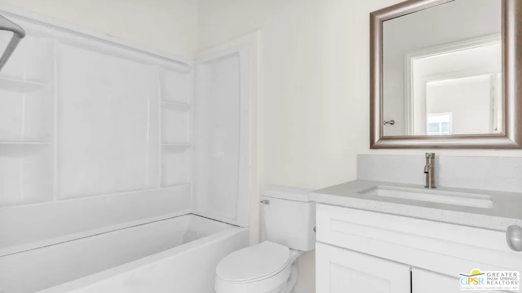 16388 Avenida Rambla, Desert Hot Springs, California 92240 home-pic-21