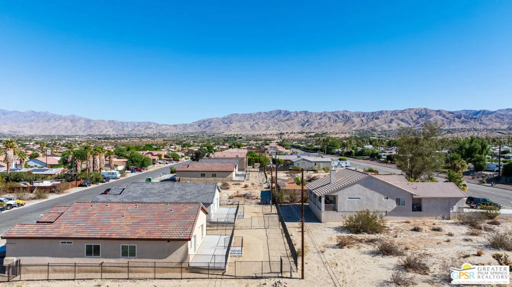16388 Avenida Rambla, Desert Hot Springs, California 92240 home-pic-45