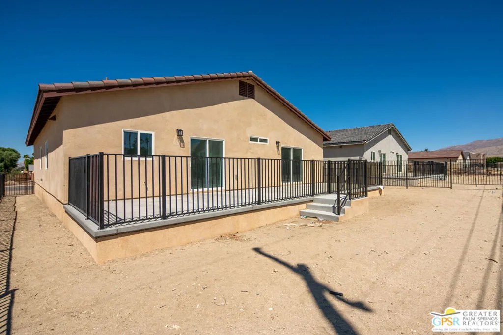 16388 Avenida Rambla, Desert Hot Springs, California 92240 home-pic-37