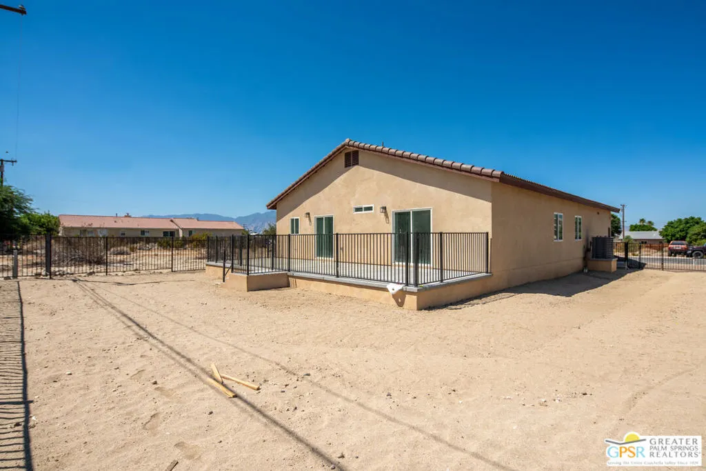 16388 Avenida Rambla, Desert Hot Springs, California 92240 home-pic-39