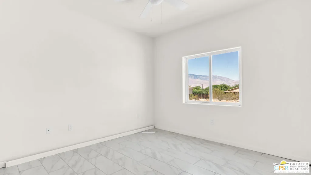 16388 Avenida Rambla, Desert Hot Springs, California 92240 home-pic-28