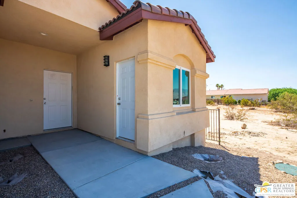 16388 Avenida Rambla, Desert Hot Springs, California 92240 home-pic-41