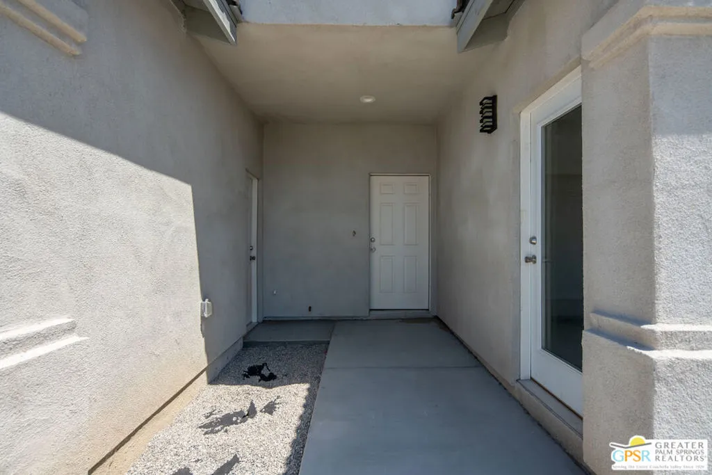 16264 Avenida Rambla, Desert Hot Springs, California 92240 home-pic-35