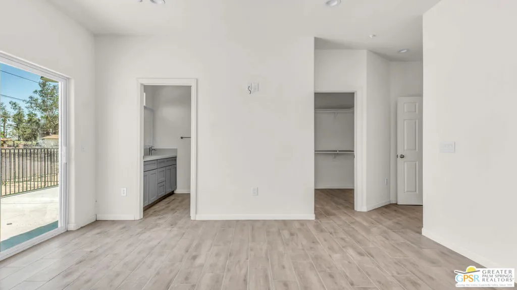 16264 Avenida Rambla, Desert Hot Springs, California 92240 home-pic-20