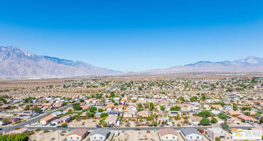 16264 Avenida Rambla, Desert Hot Springs, California 92240 home-pic-55