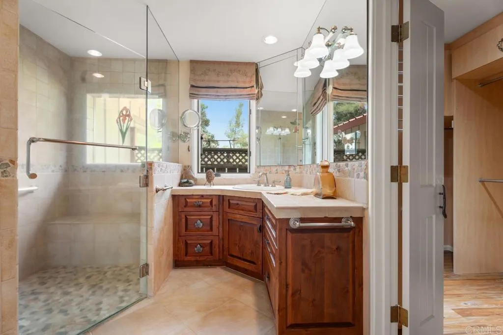 1088 Shasta Way, Boulevard, California 91905 home-pic-18