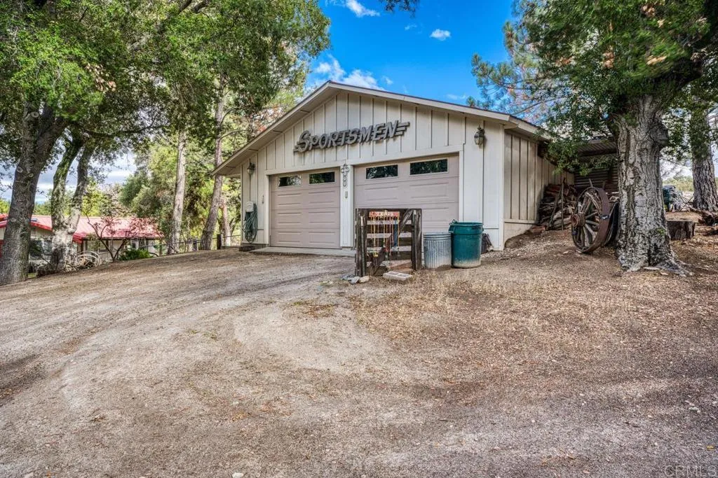 1088 Shasta Way, Boulevard, California 91905 home-pic-31