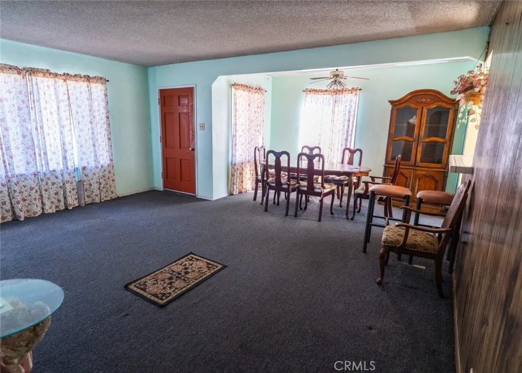 814 W Maple Street, Compton, California 90220 home-pic-7
