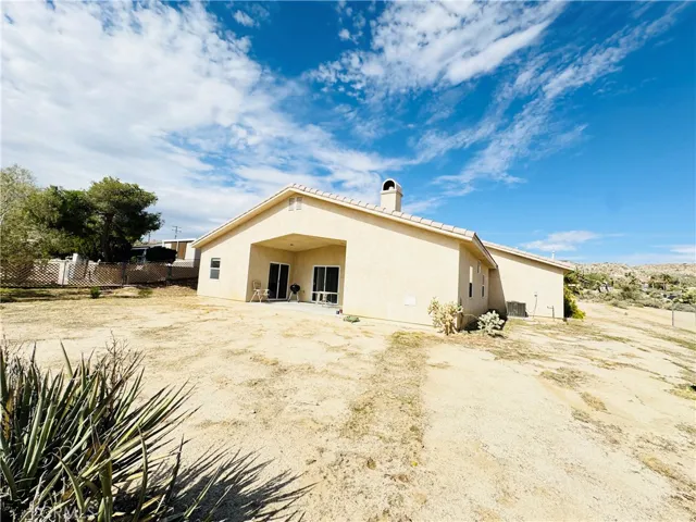 57627 Old Mill, Yucca Valley, California 92284