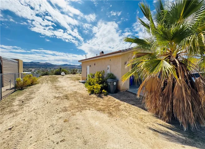 57627 Old Mill, Yucca Valley, California 92284