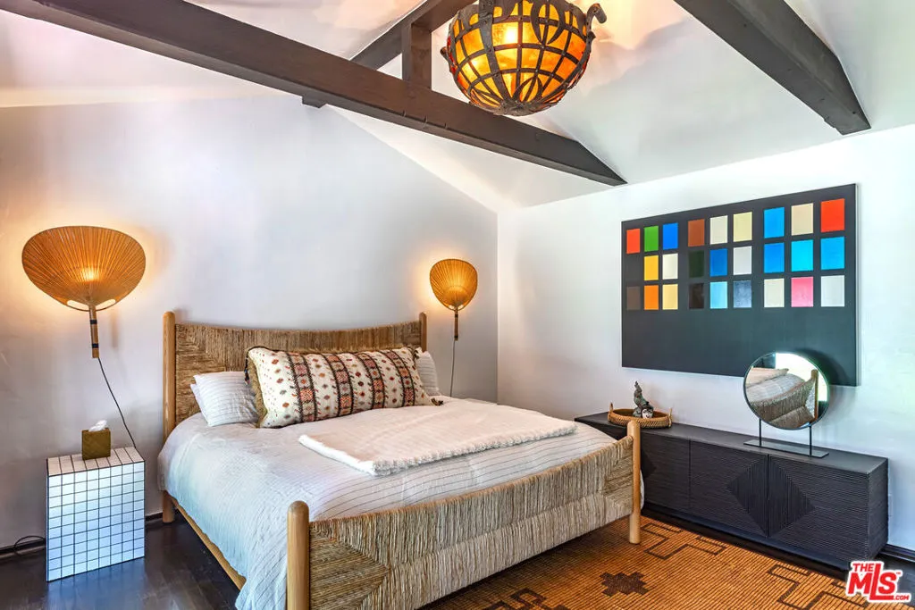 820 N Roxbury Drive, Beverly Hills, California 90210 home-pic-36