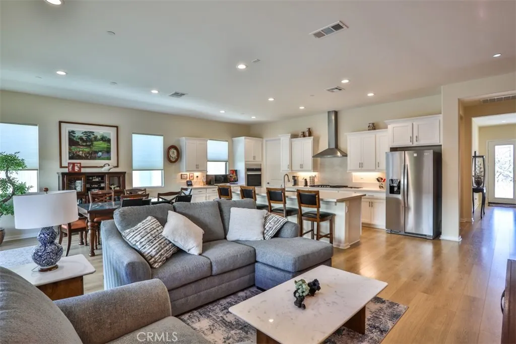 11868 Discovery, Corona, California 92883 home-pic-6