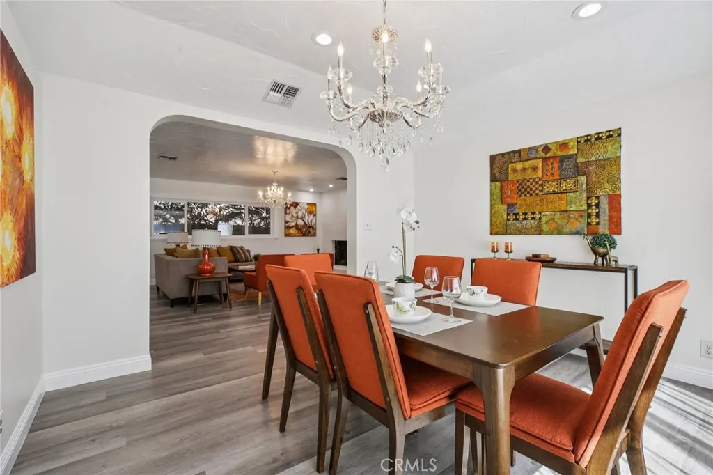 367 Ultimo, Long Beach, California 90814 home-pic-9