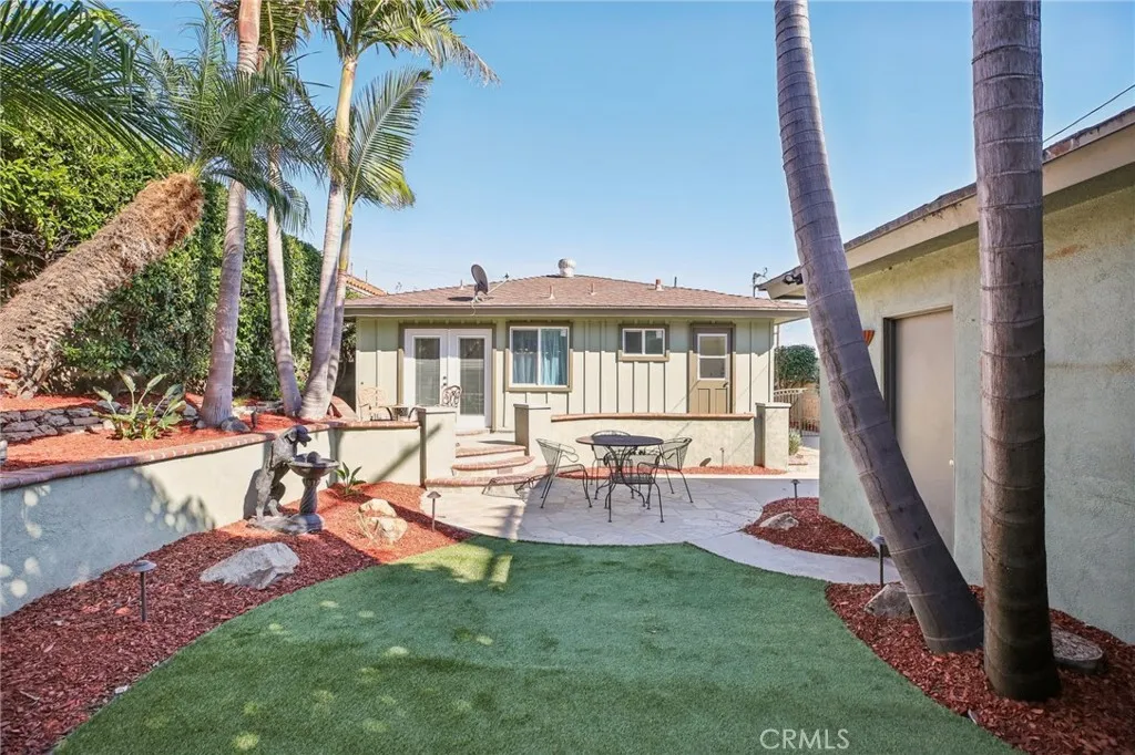 367 Ultimo, Long Beach, California 90814 home-pic-32