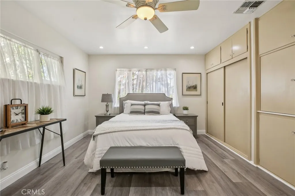 367 Ultimo, Long Beach, California 90814 home-pic-21