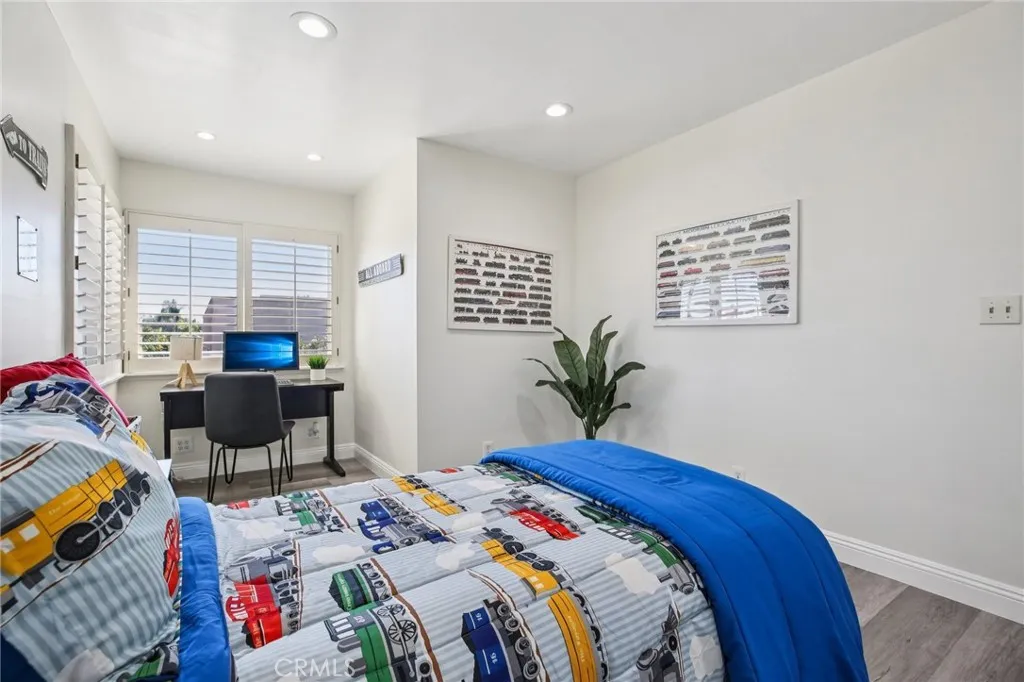 367 Ultimo, Long Beach, California 90814 home-pic-26