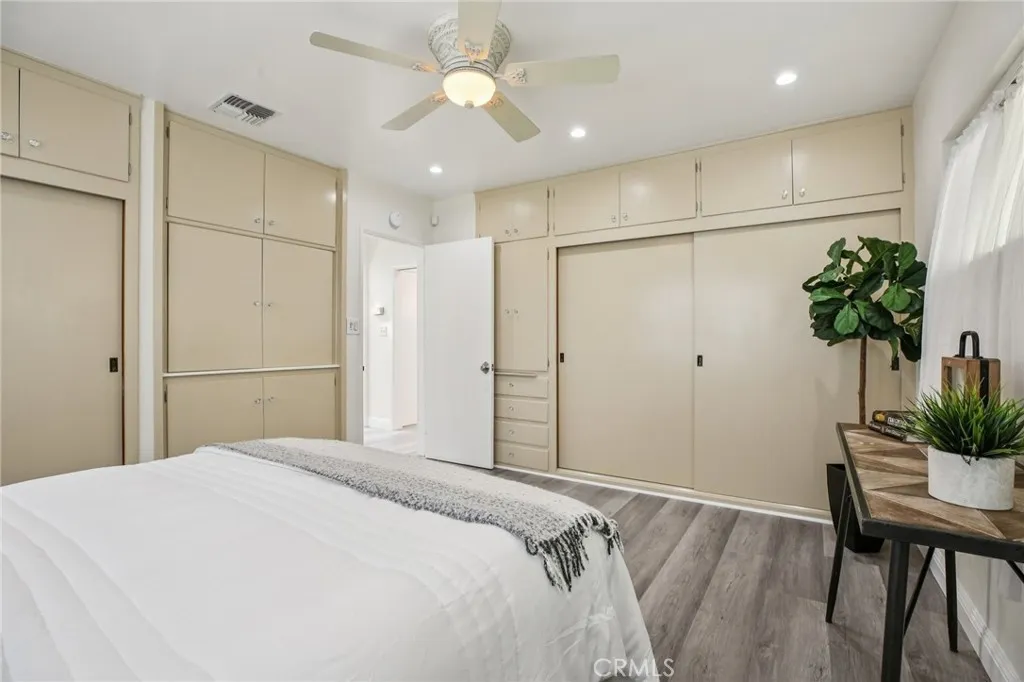 367 Ultimo, Long Beach, California 90814 home-pic-20