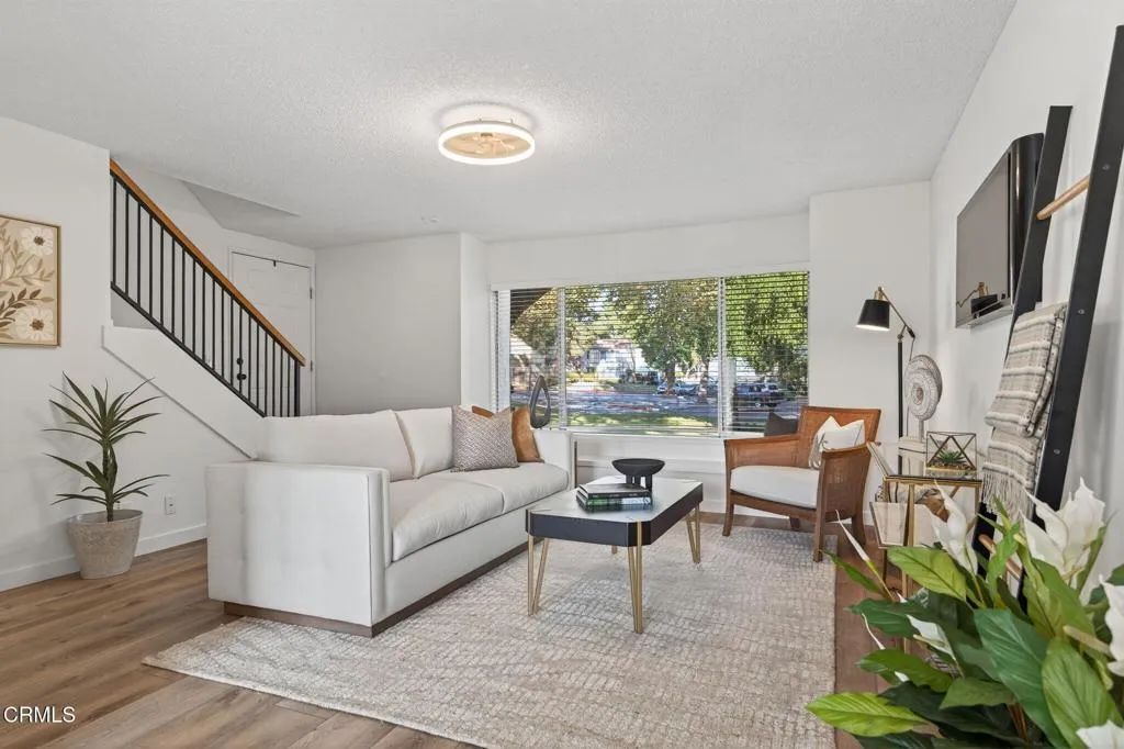 1628 Tapir Circle, Ventura, California 93003 home-pic-11
