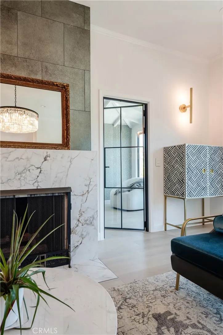 2255 Talmadge, Los Angeles, California 90027 home-pic-15