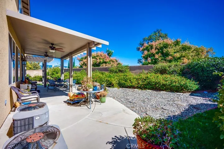 7651 Yellow Iris, Fontana, California 92336