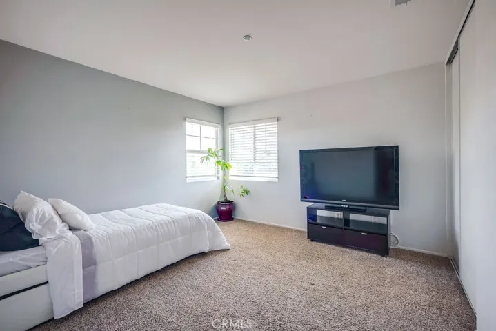 7651 Yellow Iris, Fontana, California 92336