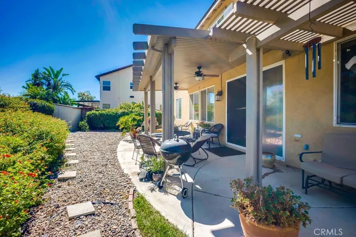 7651 Yellow Iris, Fontana, California 92336