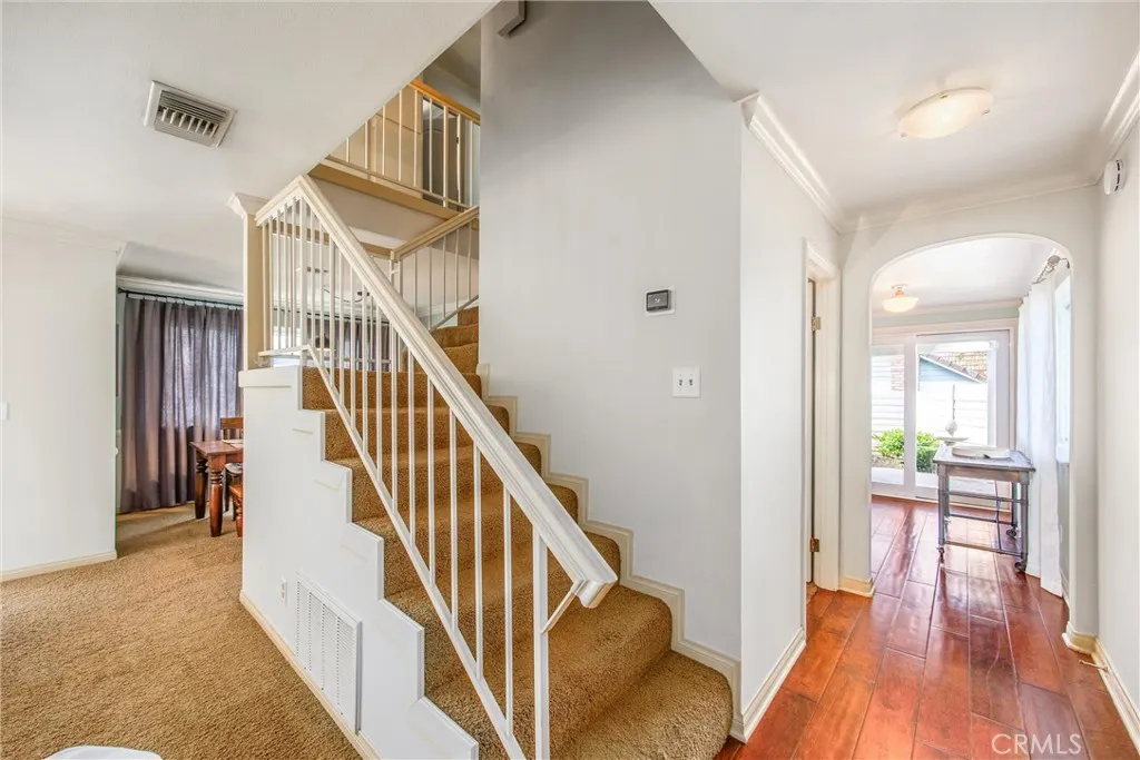 1562 E Citrus Avenue, Redlands, California 92374 home-pic-15