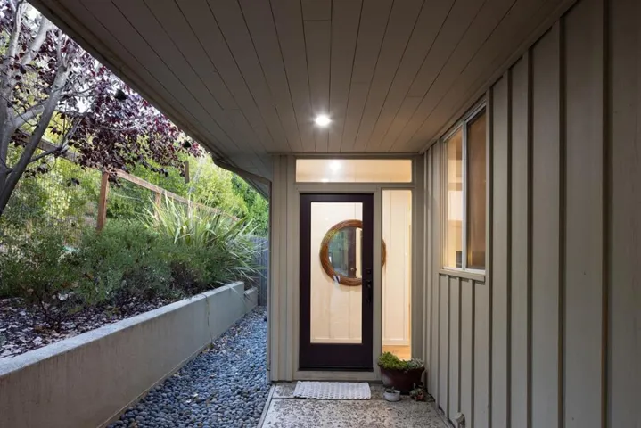 20 Marquard Road, Carmel Valley, California 93924