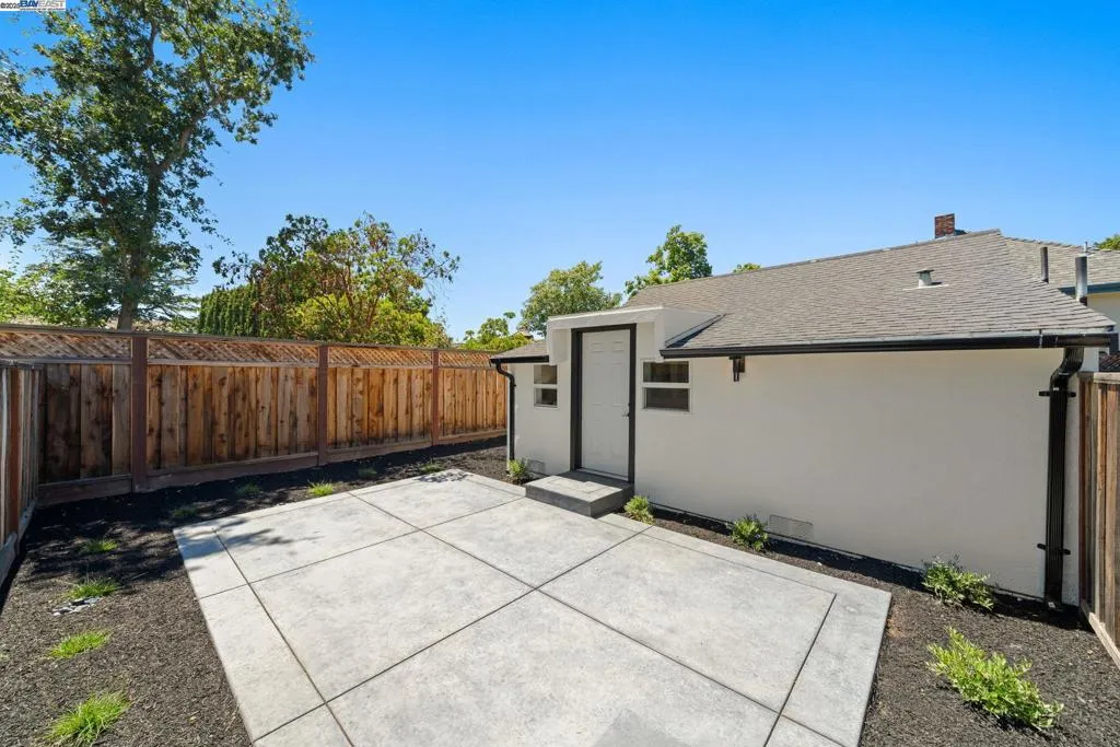 1038 Division St, Pleasanton, California 94566 home-pic-14