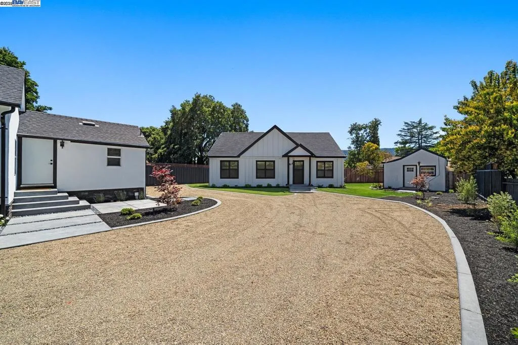 1038 Division St, Pleasanton, California 94566 home-pic-4