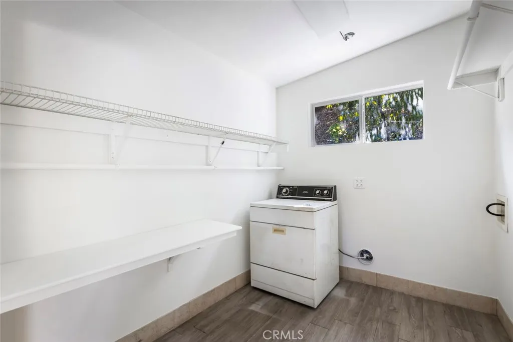 383 S Avenue 52, Highland Park, California 90042 home-pic-28