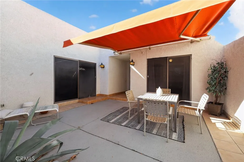 610 Violeta Drive, Palm Springs, California 92262 home-pic-21