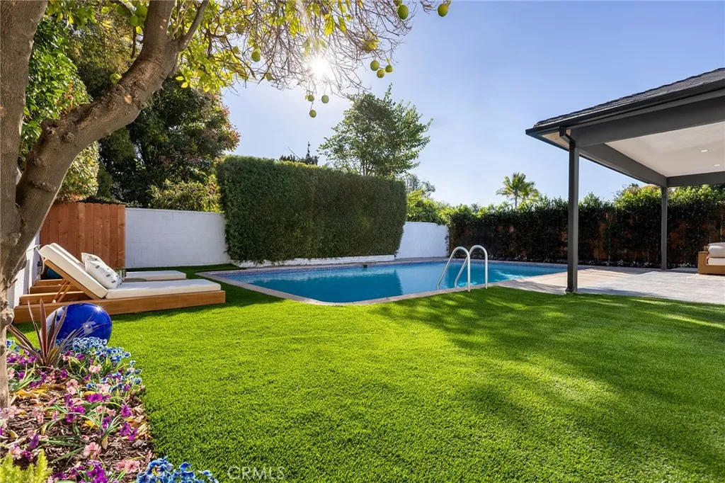 5802 Norwich, Sherman Oaks, California 91411 home-pic-38