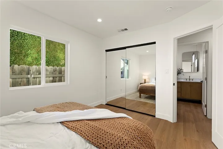 5802 Norwich Avenue, Sherman Oaks, California 91411
