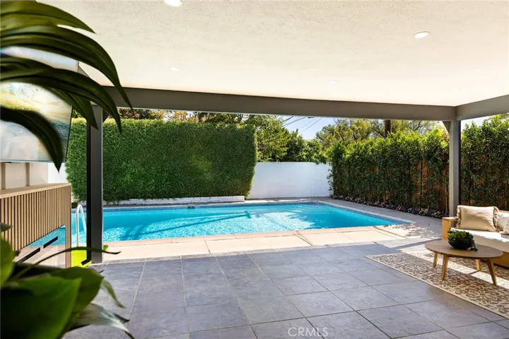 5802 Norwich Avenue, Sherman Oaks, California 91411