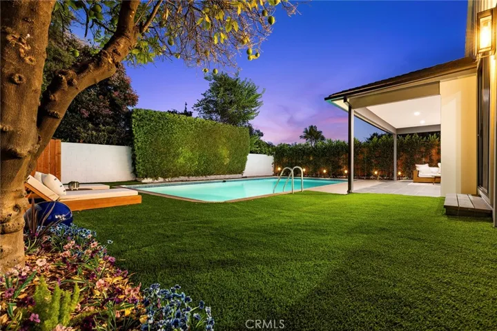 5802 Norwich Avenue, Sherman Oaks, California 91411