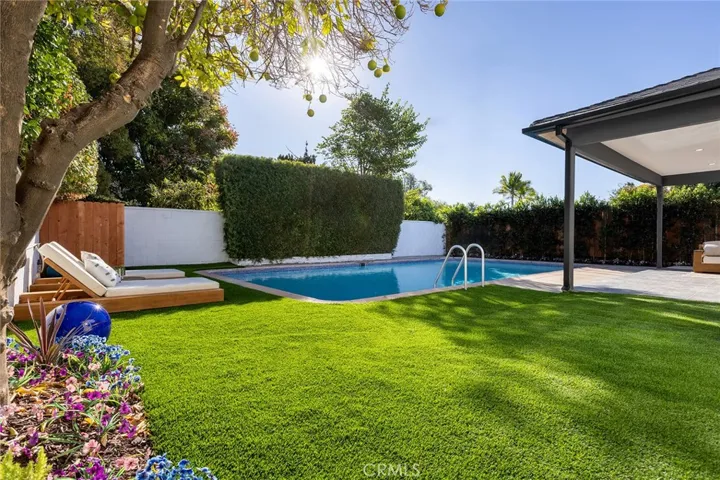 5802 Norwich Avenue, Sherman Oaks, California 91411