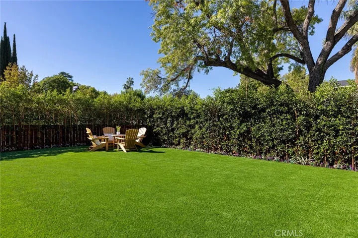 5802 Norwich Avenue, Sherman Oaks, California 91411