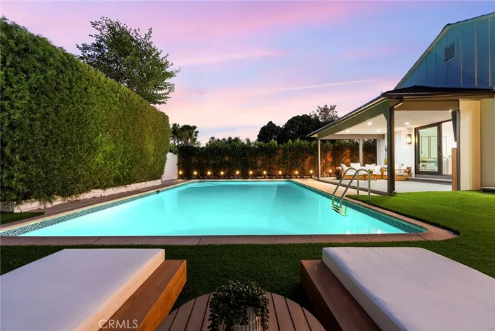 5802 Norwich Avenue, Sherman Oaks, California 91411