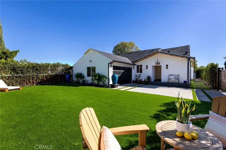 5802 Norwich Avenue, Sherman Oaks, California 91411