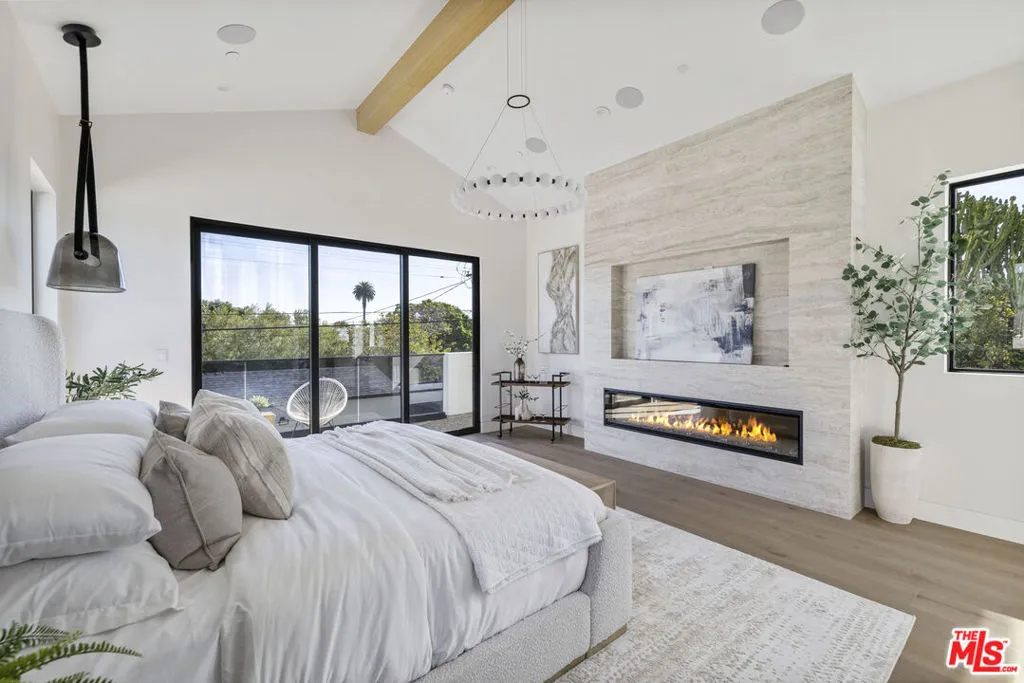 4220 Kenyon Avenue, Los Angeles, California 90066 home-pic-17