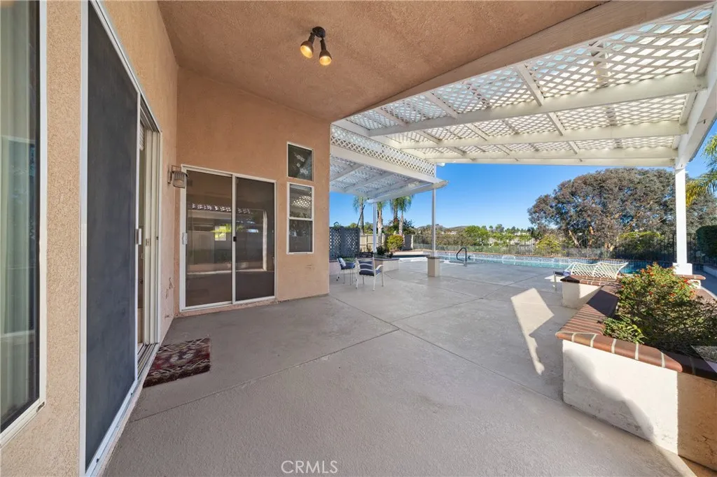 40146 Colony Drive, Murrieta, California 92562 home-pic-33