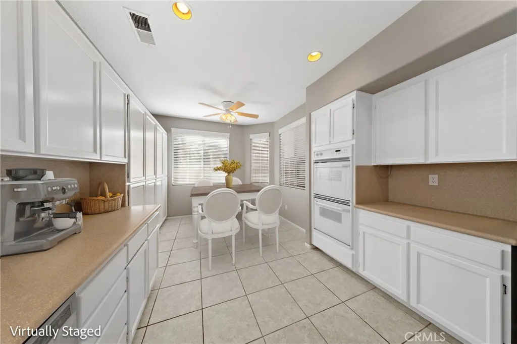 40146 Colony Drive, Murrieta, California 92562 home-pic-11