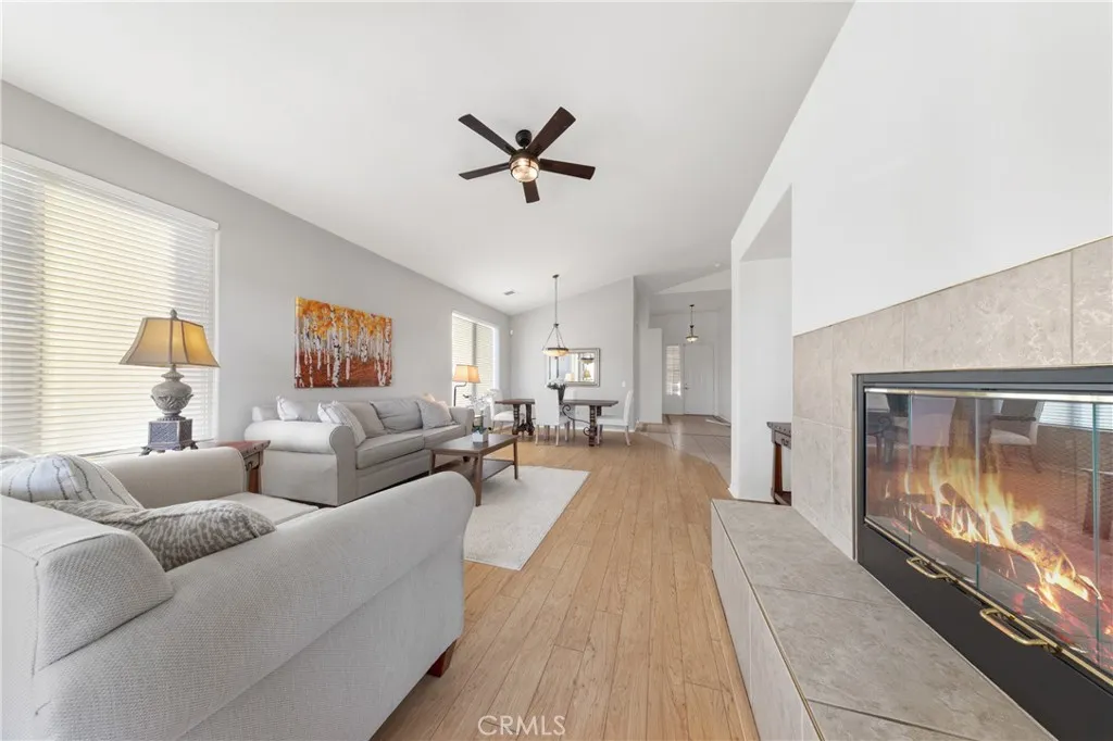 40146 Colony Drive, Murrieta, California 92562 home-pic-8