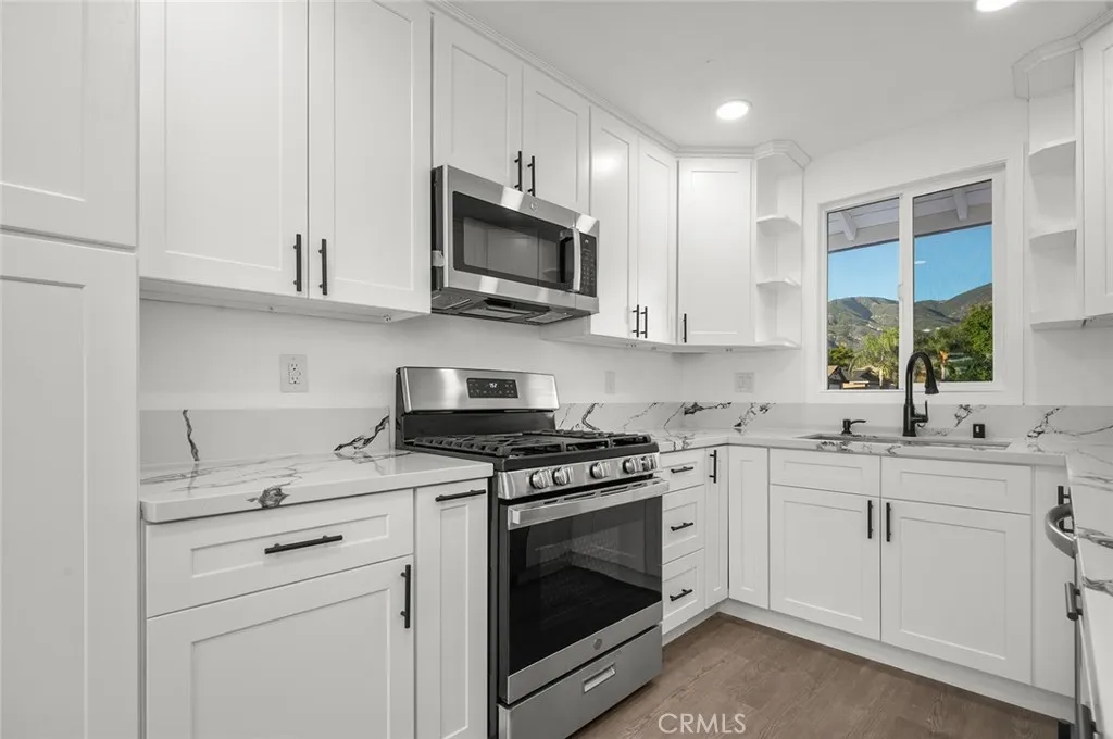 1559 Wild Pony, San Bernardino, California 92407 home-pic-0