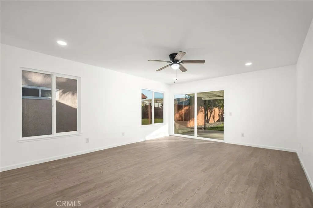 1559 Wild Pony, San Bernardino, California 92407 home-pic-7