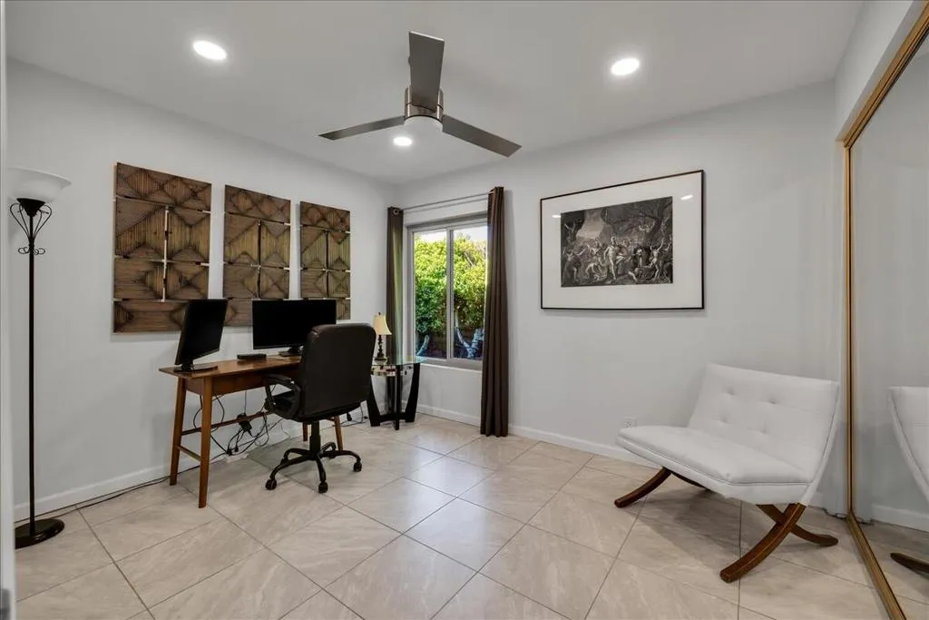 1491 Sunflower Circle N, Palm Springs, California 92262 home-pic-15